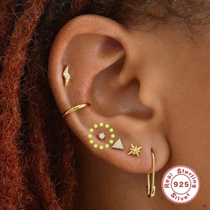 Minimalist 925 sterling silver gold-plated stud earrings in star and lightning shapes