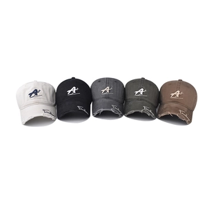 Set di cappelli da baseball lavati effetto vintage con ricami e dettagli usurati in 5 colori