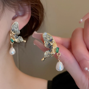 Boucles d'oreilles papillon vintage avec cristaux, pierres colorées et perles