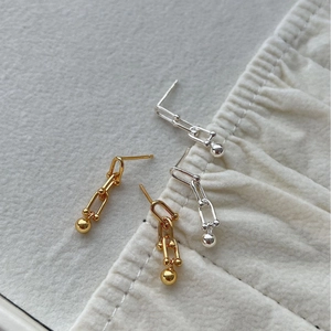 Minimalist s925 sterling silver horseshoe ball earrings in gold and silver finishes