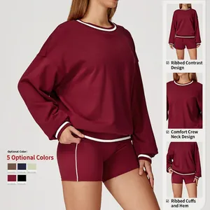 Two-piece autumn tracksuit with contrast rib-knit crewneck sweatshirt and shorts in burgundy