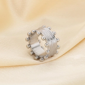 Anello largo in acciaio inossidabile argento con trama spazzolata 18K e bordi a sfere