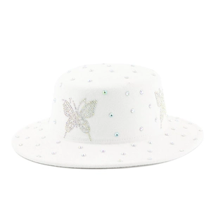 Chapeau élégant en feutre blanc avec strass papillon et large bord pour femmes