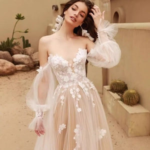 Vintage lace off-shoulder wedding dress with 3D floral appliques and puff sleeves