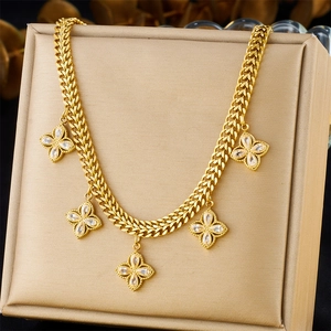Elegant Four Leaf Clover Pendant Necklace Gold Plated Stainless Steel Snake Bone Chain Zircon Inlaid Jewelry For Women