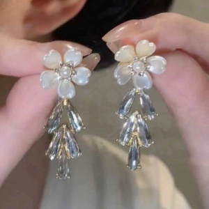Flower Dangle Earrings Copper Zirconia Water Drop Tassel Elegant Sweet Jewelry For Women With Silver Earring Post