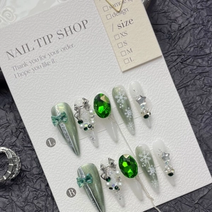 Handmade Press On Nails Emerald Green Rhinestone Bow Metal Chain Snowflake Winter Christmas Long Stiletto Fake Nails For Women