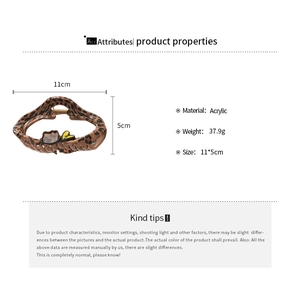 Detail view of leopard print hair claw clip showing 11x5cm size and acrylic material