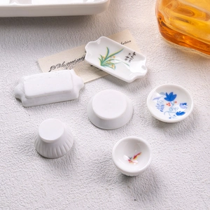 6-piece miniature blue and white porcelain tableware set for dollhouse decoration