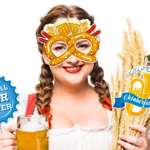 Accessoires de fête pour l'Oktoberfest incluant lunettes en papier et motifs de bière