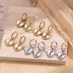 Herz Anhänger Edelstahl Creolen Mit Sonnenstrahl Textur Zirkonia Vintage Luxus Für Damen