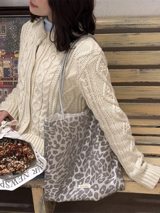 Silver leopard print canvas tote bag with slim shoulder straps for casual commute fashion