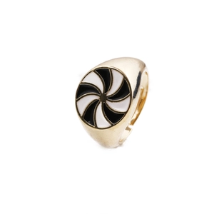 Verstellbarer vergoldeter Ring mit schwarz-weißem Emaille-Windrad-Wirbeldesign