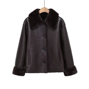 Women Reversible Faux Leather Shearling Jacket Faux Fur Lapel Button Down Short Coat Casual Warm Winter Outerwear