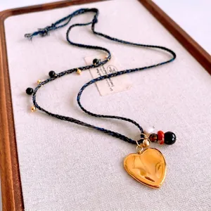 Collier Rétro Avec Pendentif Coeur Perles D'eau Douce Et Rhodochrosite Corde Tressée Fait Main Pour Femme