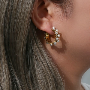 18K gold plated hoop earrings with hollow design, white pearls and sparkling cubic zirconia