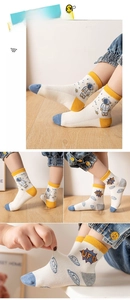 Breathable mesh cotton socks for children with astronaut and UFO cartoon patterns