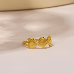 Elegant 18K gold plated stainless steel open ring with three seashell charms decoration