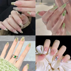 Lussuose Unghie Finte a Pressione Francesi Con Colla Design Dolce Cuore Farfalla Strass Perle Unghie Decorative Per Donna Manicure Fai Da Te