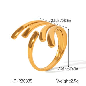 Detailed view of golden multi-layer spiral ring with dimensions and weight specs