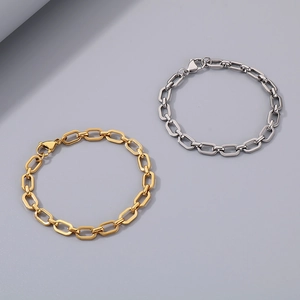 Minimalistische Büroklammer-Halskette aus Edelstahl in Gold und Silber mit Karabiner