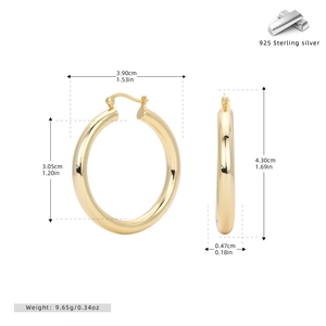 Detailed size specifications of 925 sterling silver hoop earrings with precise dimensions
