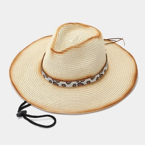 Straw sun hat with leopard bead band and gradient brim for beach vacation wear