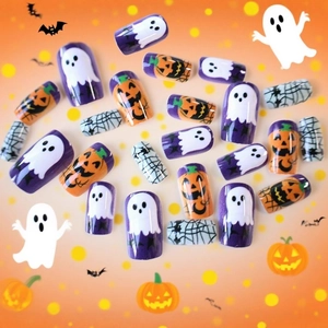 Αυτοκόλλητα νύχια Halloween με σχέδια φαντάσματα, κολοκύθες και ιστούς αράχνης