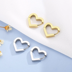 Minimalist heart-shaped stainless steel hoop earrings in gold and silver finishes