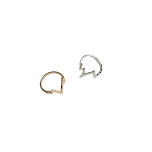 Minimalist heartbeat zigzag rings in gold and silver finish for couples everyday wear