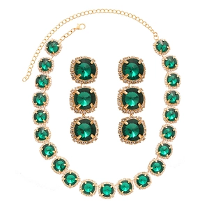 Luxury 2-piece jewelry set with green round crystals and rhinestones for women