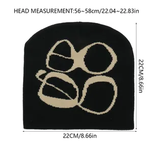 Size chart showing 22x22cm dimensions for this black Y2K gothic jacquard knitted beanie