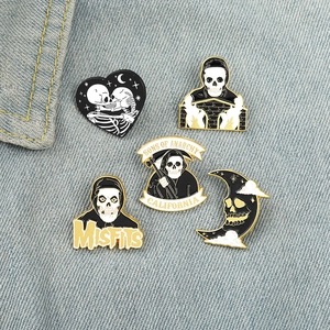 Gothic Skull Heart Moon Enamel Brooch Pins Alloy Metal Punk Badges Jewelry For Clothing Backpacks