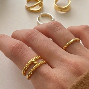 Minimalist double layered gold twisted rope and irregular wave texture open rings for women