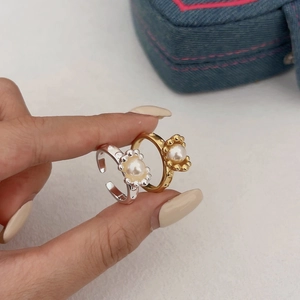 925 Sterling silver bamboo-style open ring set with elegant pearls in gold and silver