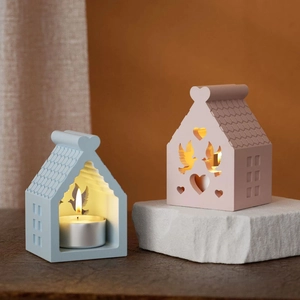 Creative house-shaped resin candle holder set in pink and blue with heart cutout