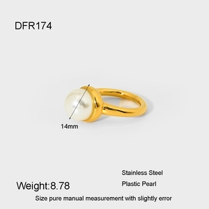 Macro shot of 14mm pearl on gold stainless steel adjustable ring with product specs