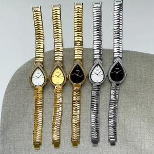 Elegant waterdrop-shaped quartz watch for women with rhinestone bezel and metal link strap