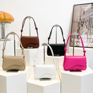Minimalist Shoulder Bag PU Leather Solid Color Wave Flap Knotted Strap Crossbody Bag For Women Daily Casual