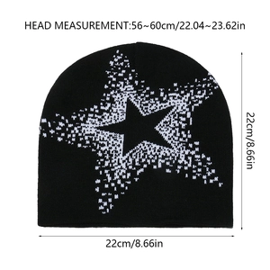 Detailed view of black star jacquard beanie with 22x22cm size and 56-60cm head circumference