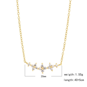 Elegant S925 sterling silver four-leaf clover necklace with sparkling zircons