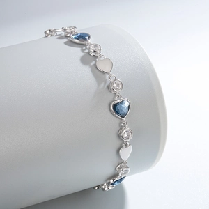 Bracelet élégant en argent S925 avec cristaux de cœur bleus et breloques en zircon
