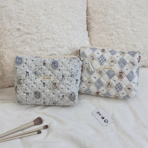 Trousses de maquillage matelassées en coton avec motifs ours vintage et rayures