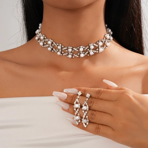 Elegante Blumen Choker Halskette Und Hängende Ohrringe Mit Strass Und Imitationsperle Luxus Bankett Schmuck Für Frauen