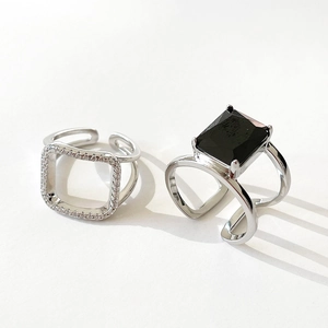 S925 sterling silver geometric rings with black rectangular gemstone and micro-pave crystals