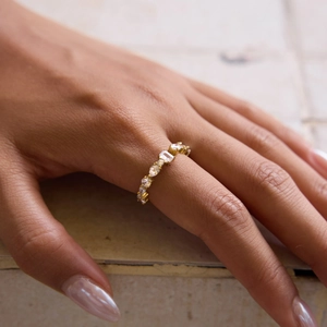 Classic 18K gold plated stainless steel adjustable ring with irregular white zircon stones