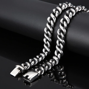 Polished titanium steel heavy curb chain bracelet with industrial clasp for men