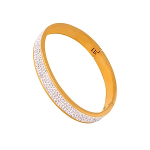 Fashionable gold plated stainless steel bangle with pavé crystal inlay for women
