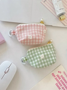 Mini Coin Purse Lattice Gingham Cloth Daisy Embroidery Artificial Pearl Zipper Portable Lipstick Pouch Earphone Storage Cute Bag