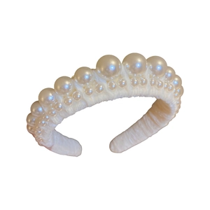 French vintage pearl velvet headband with elegant top height design for women styling